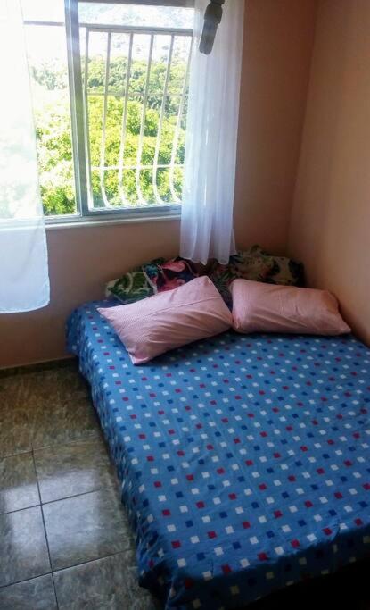 Quarto Com Ar Condicionado Em Apt Compartilhado E Estacionamento Gratis Apartamento Niterói Exterior foto