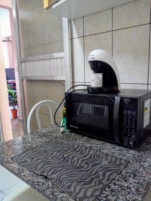 Quarto Com Ar Condicionado Em Apt Compartilhado E Estacionamento Gratis Apartamento Niterói Exterior foto