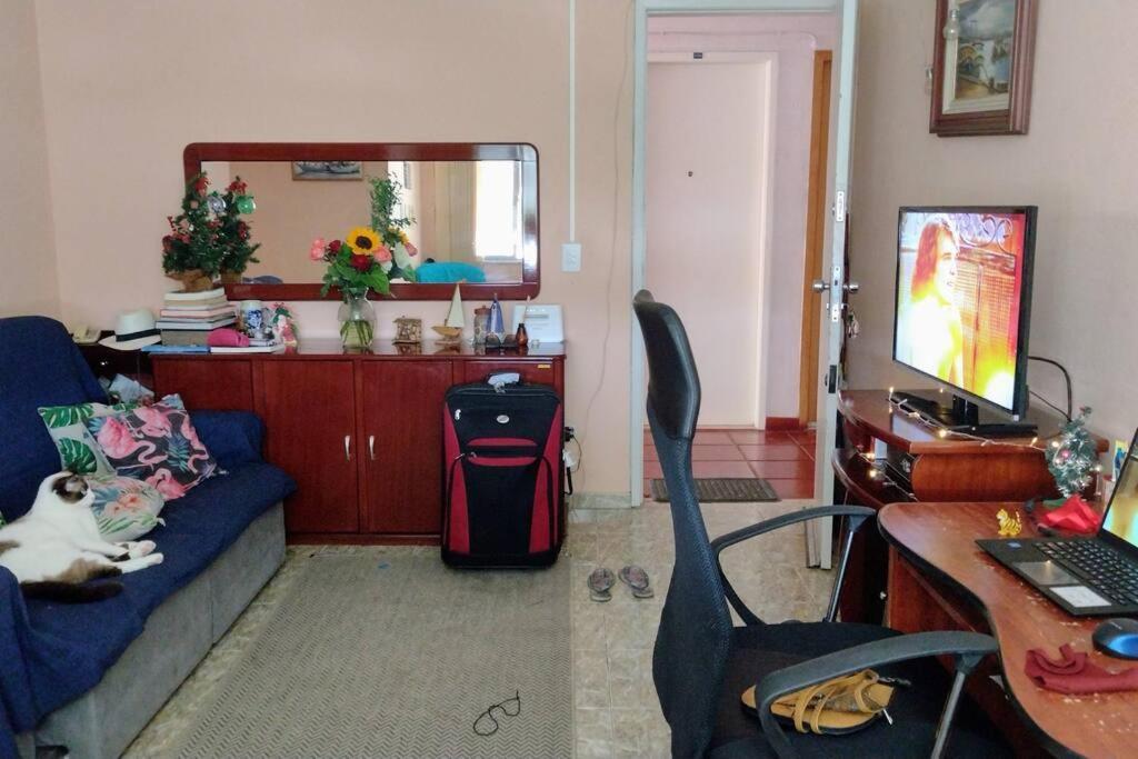 Quarto Com Ar Condicionado Em Apt Compartilhado E Estacionamento Gratis Apartamento Niterói Exterior foto